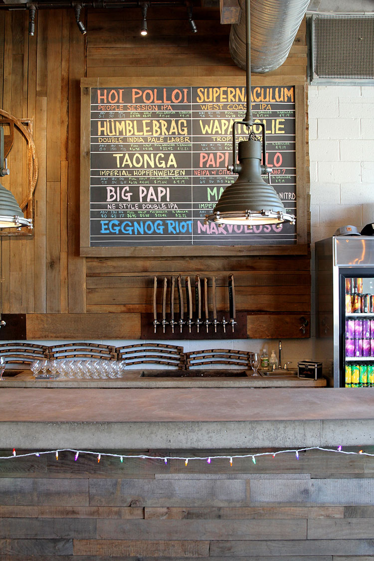 聯(lián)邦啤酒產(chǎn)品包裝設(shè)計(jì)，絢麗多彩